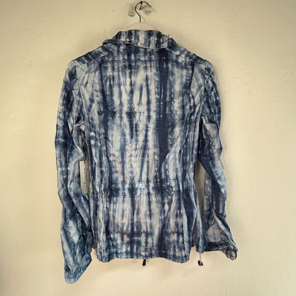 Chico's Zenergy Rain Water Isle Jacket Size 0 Blue White Tie-Dye Zip Front New - Picture 2 of 8